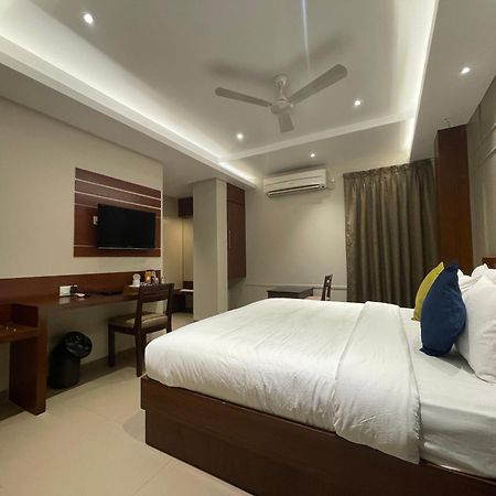 Five Elements Otel Visakhapatnam Dış mekan fotoğraf