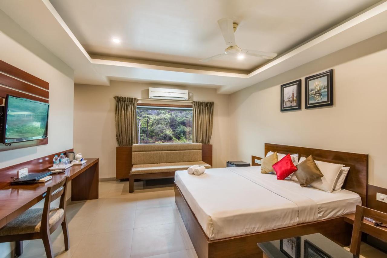 Five Elements Otel Visakhapatnam Dış mekan fotoğraf