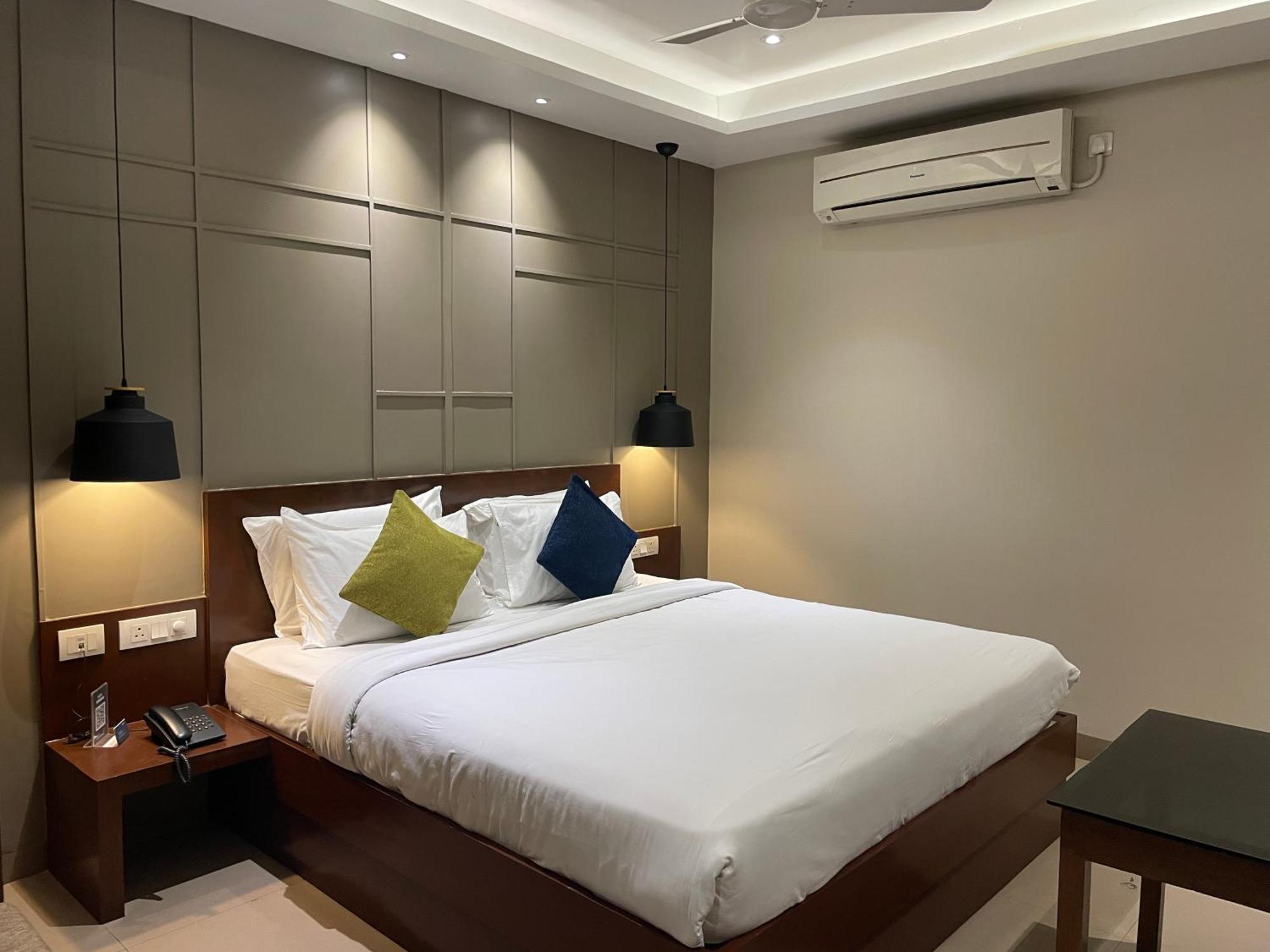 Five Elements Otel Visakhapatnam Dış mekan fotoğraf