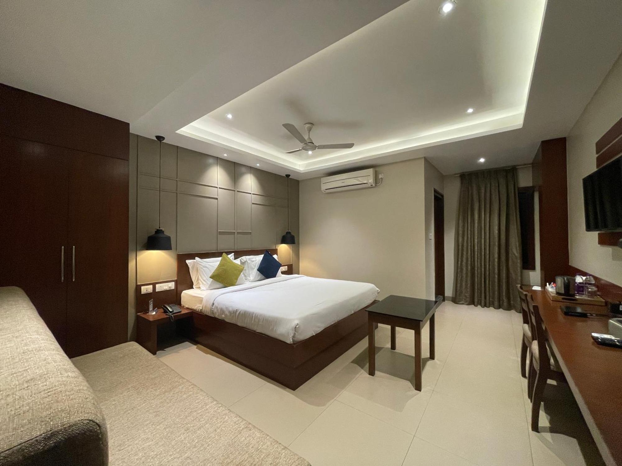 Five Elements Otel Visakhapatnam Dış mekan fotoğraf